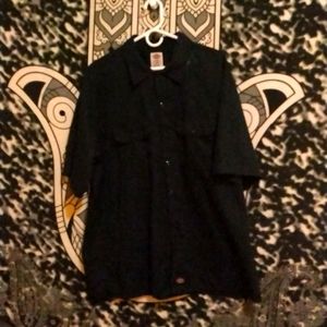 Men's Dickies button down shirt sleeved